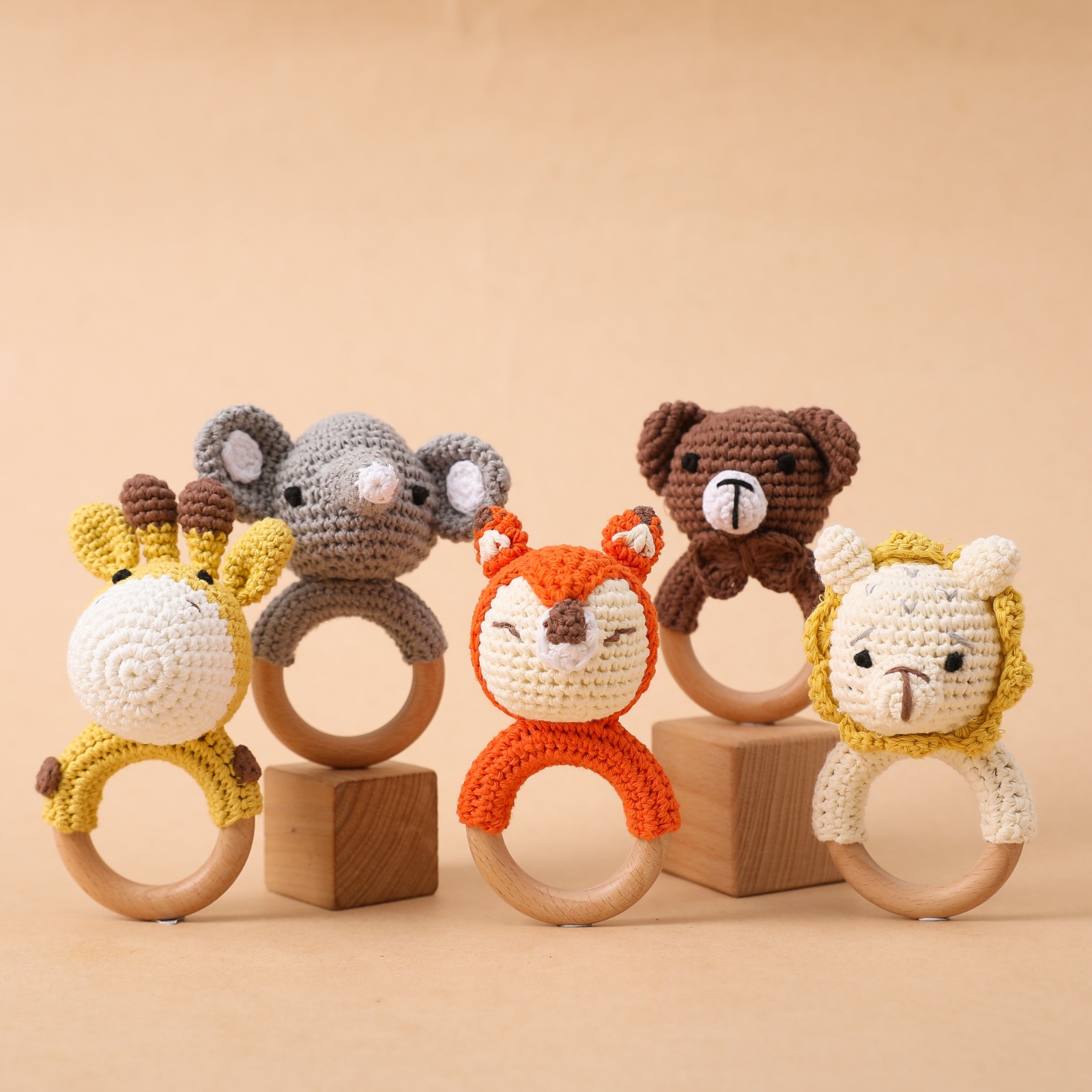 Mobile en bois pour berceau, a - Baby Nursery Music avis et prix