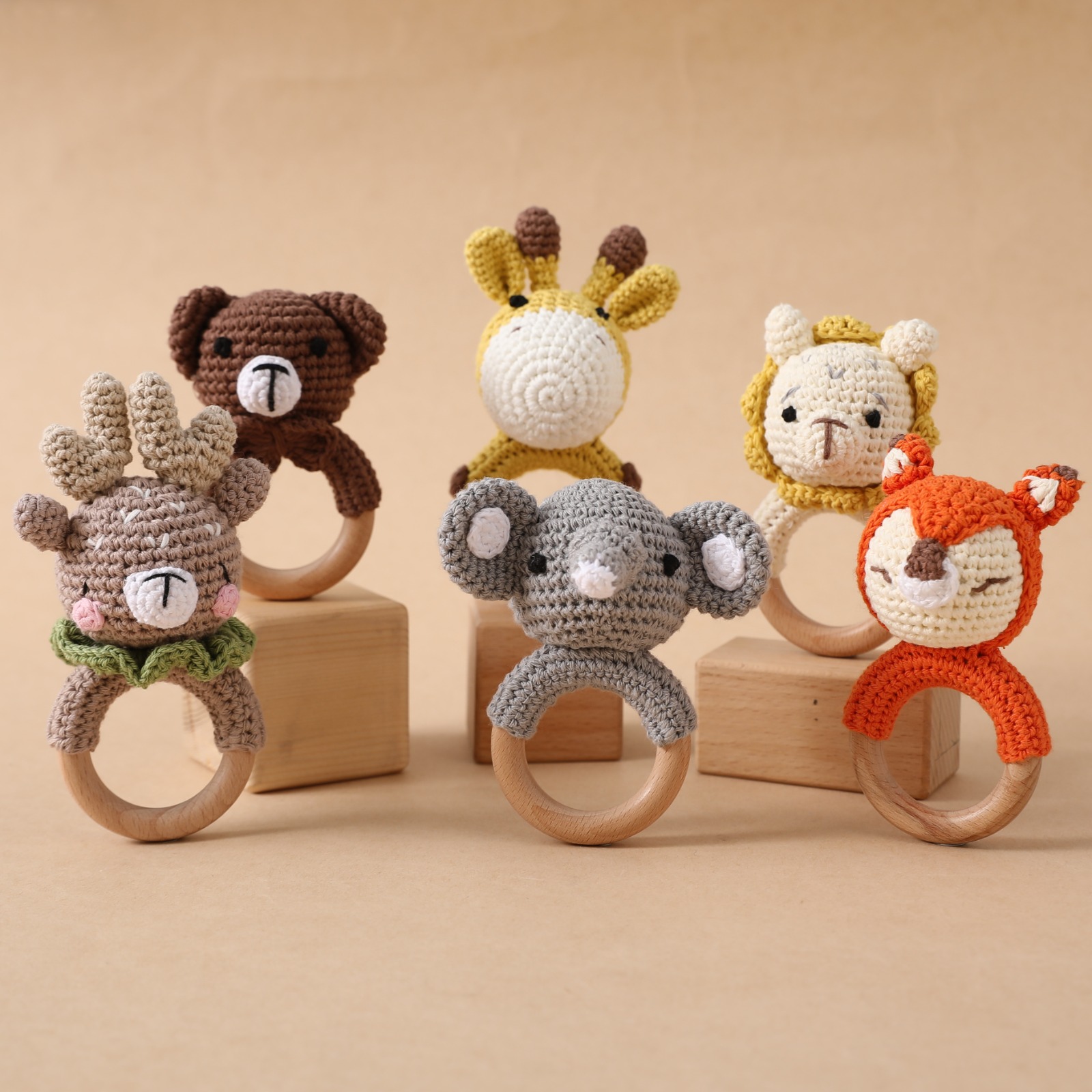 Mobile en bois pour berceau, a - Baby Nursery Music avis et prix