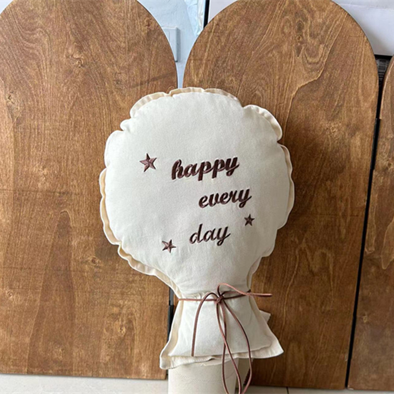 Ballon brodé en coton, 2 pièce - Baby Nursery Music avis et prix